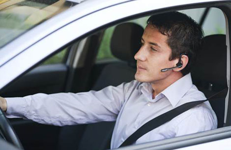 Using Hands-Free Device While Driving May Be a Road Safety Hazard, Claims New Study